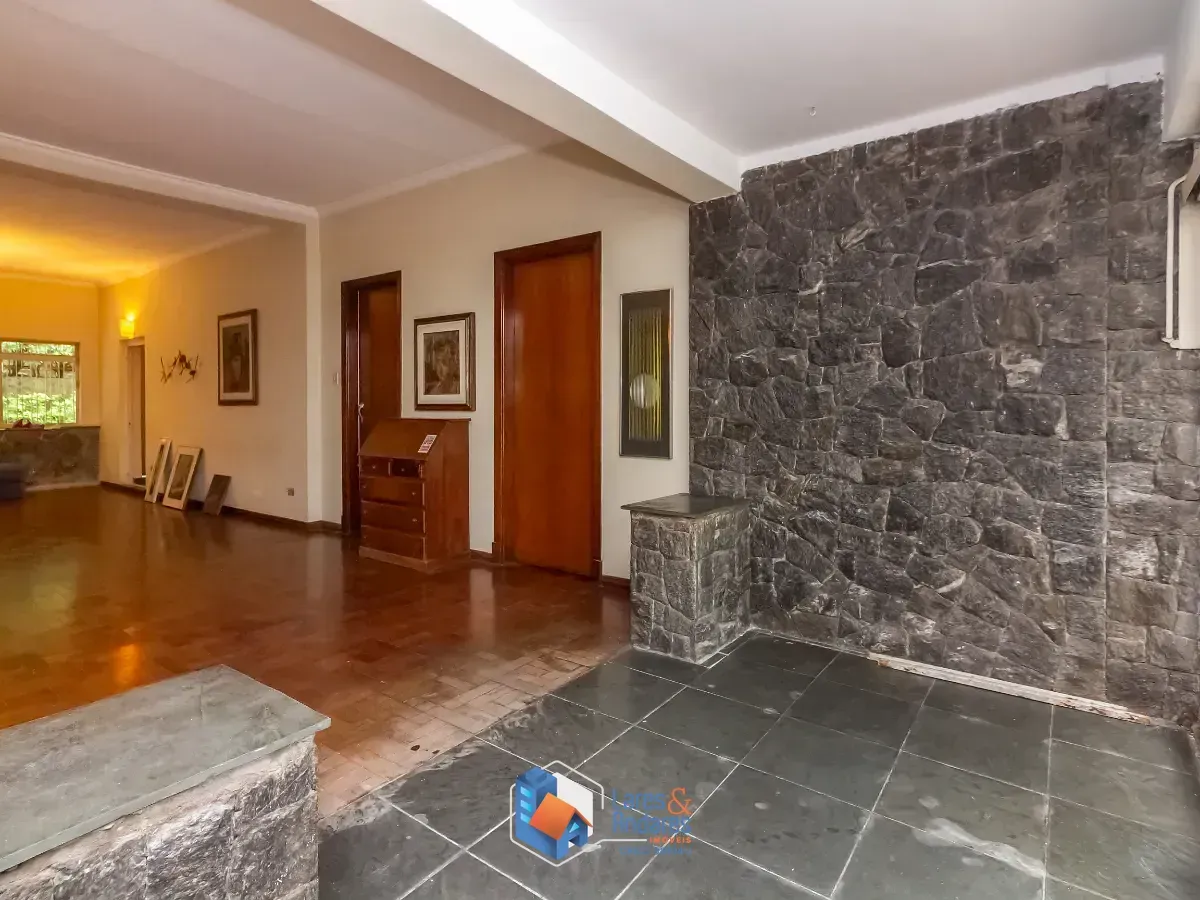 Imagem Casa para venda em Lapa com 3 quartos, sendo 1 suíte, 377m²