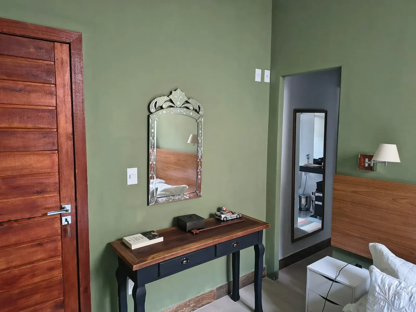 Foto do imóvel: Casa de Condomínio com 3 Quartos à Venda, 250 metros em Condomínio Residencial Fazenda Mirante - Igarapé