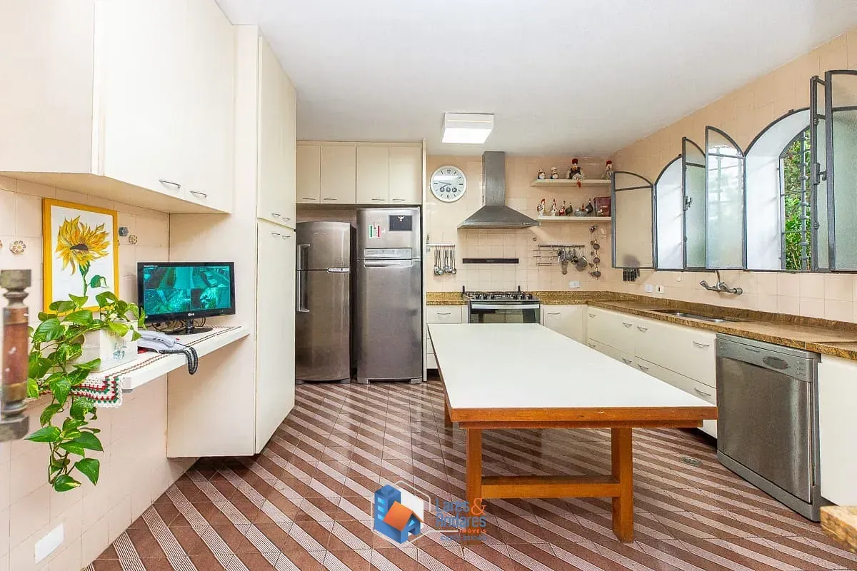 Imagem Casa para venda em Jardim Leonor com 4 quartos, sendo 2 suítes, 600m²
