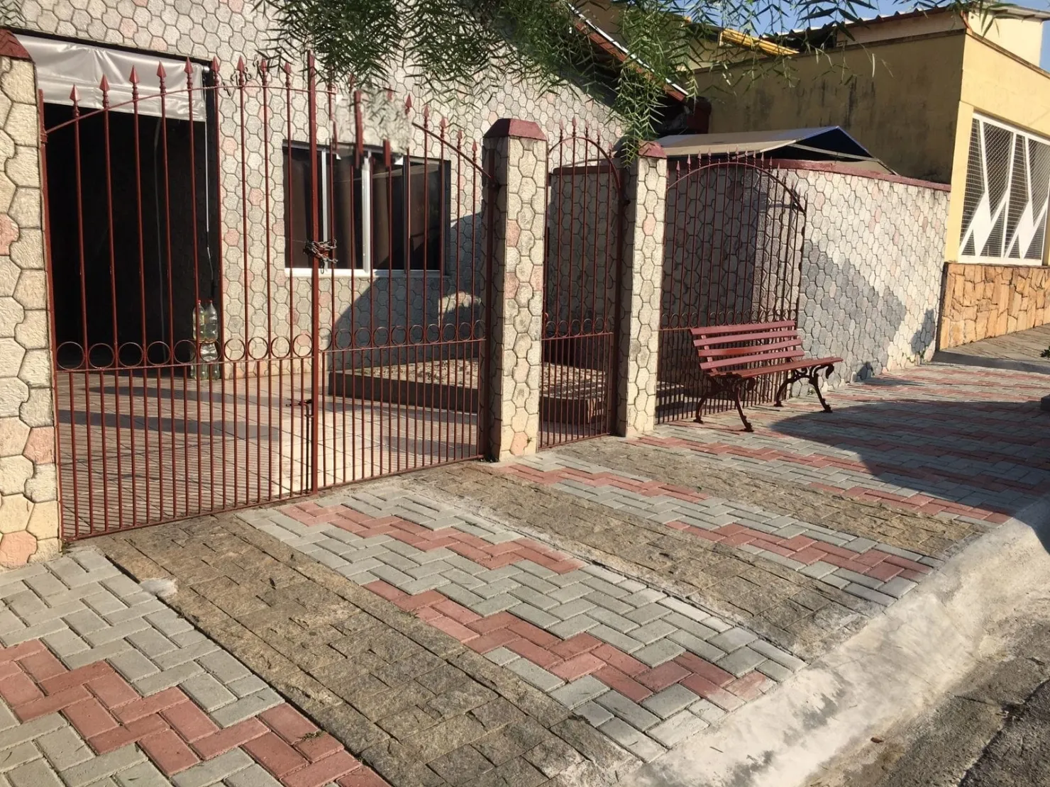 Imagem Casa à venda 3 Quartos, 1 Vaga, 250M², Vila Rica, Pindamonhangaba - SP