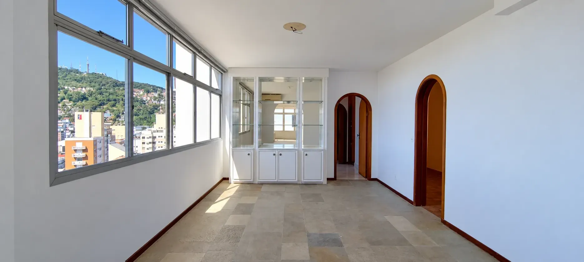 Imagem Apartamento com 4 Quartos à Venda, 215 m² em Centro - Florianópolis