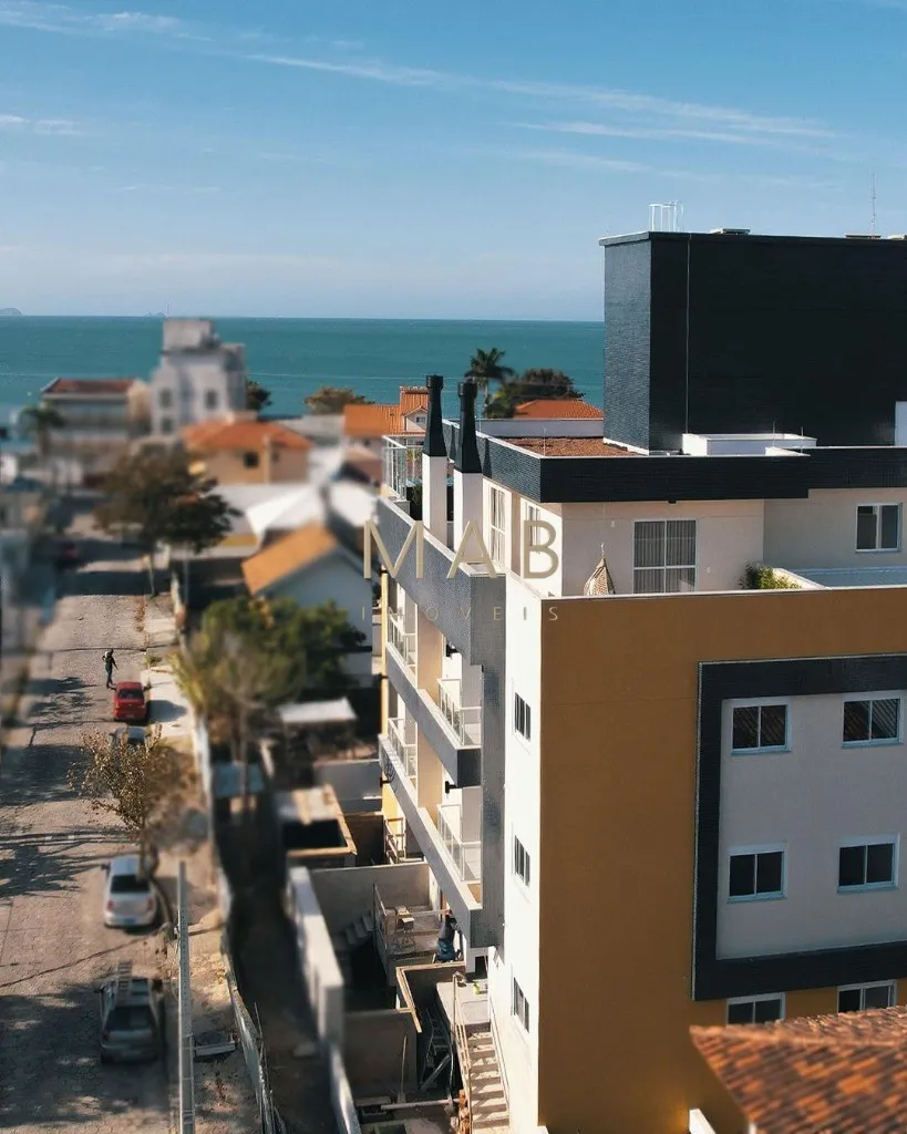 Imagem Apartamento com 2 dormitórios sendo 1 suíte à Venda em localização Privilegiada, na Praia de Ingleses - Florianópolis SC!