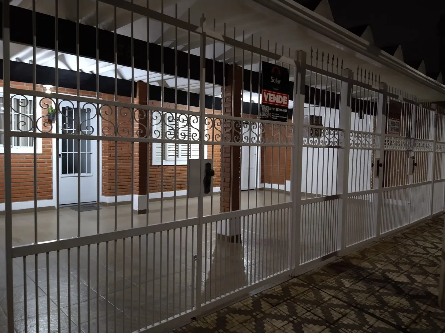 Imagem Casa à venda 3 Quartos, 3 Vagas, 250M², Parque Jaraguá, Taubaté - SP