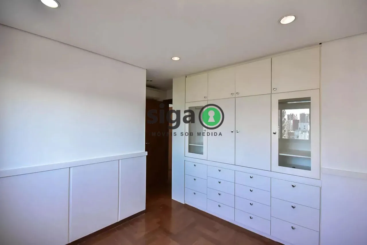 Imagem Apartamento 4 dormitórios + 4 vagas fixas