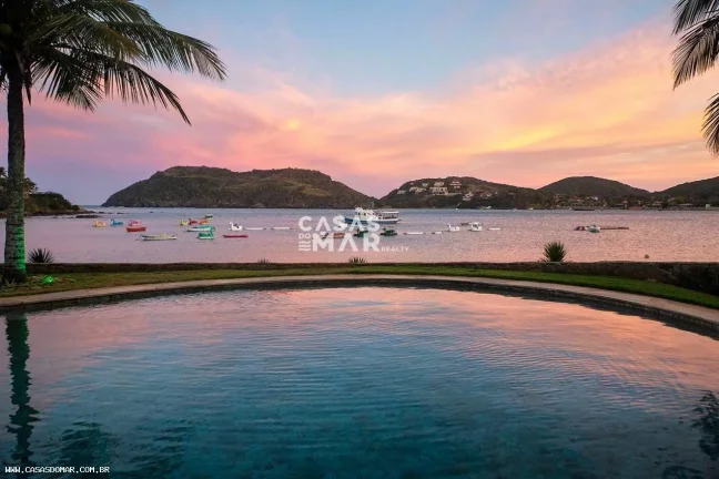 Imagem Casa Frente Mar para Temporada em Armação dos Búzios / RJ no bairro Ferradura