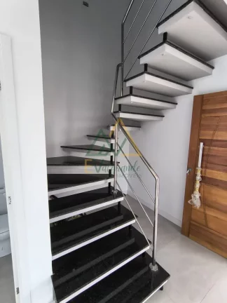 Imagem TRIPLEX PRONTO PARA MORAR