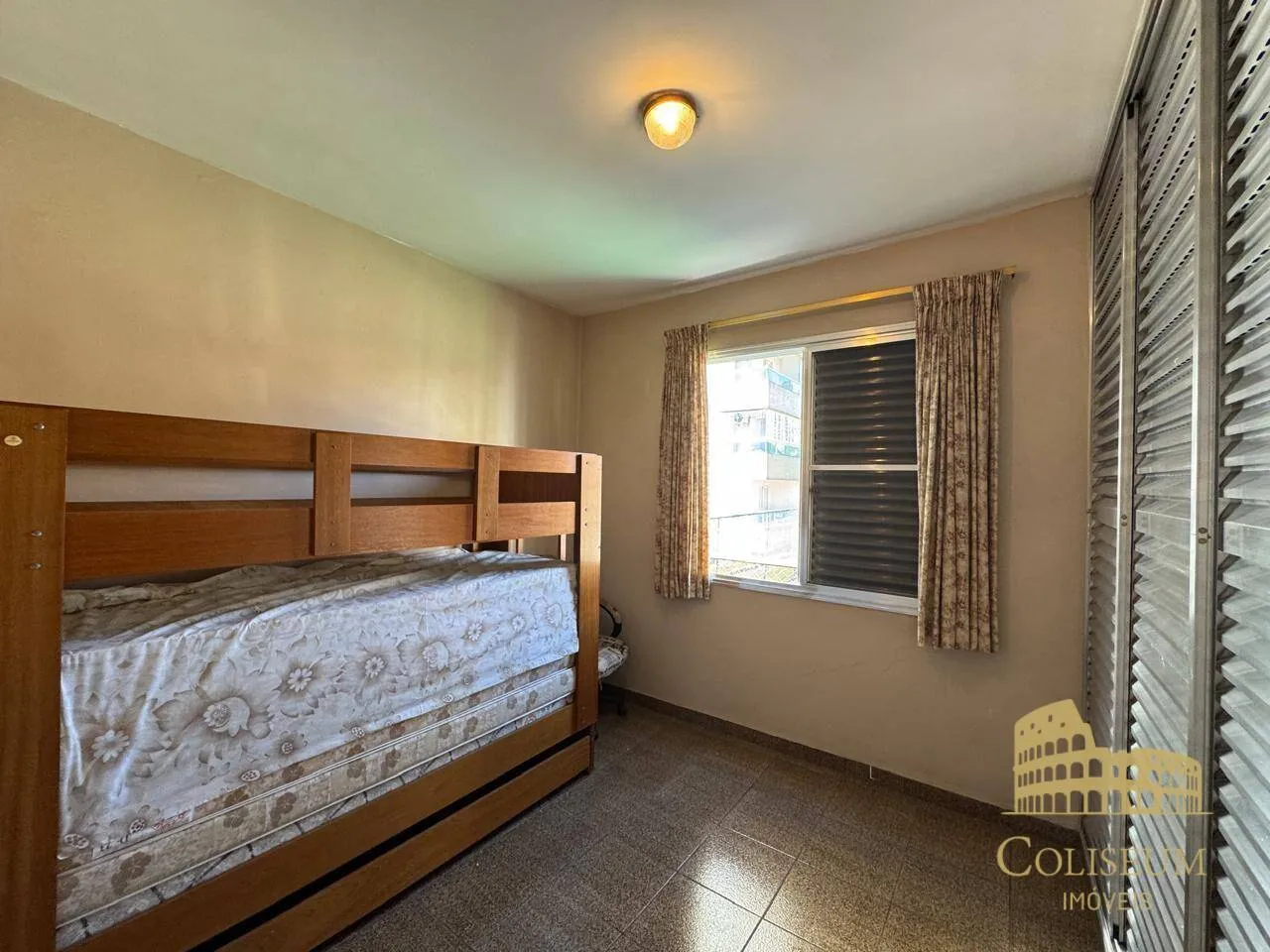 Imagem Apartamento com 2 dormitórios à venda, 54 m² por R$ 330.000,00 - Vila Guilhermina - Praia Grande/SP