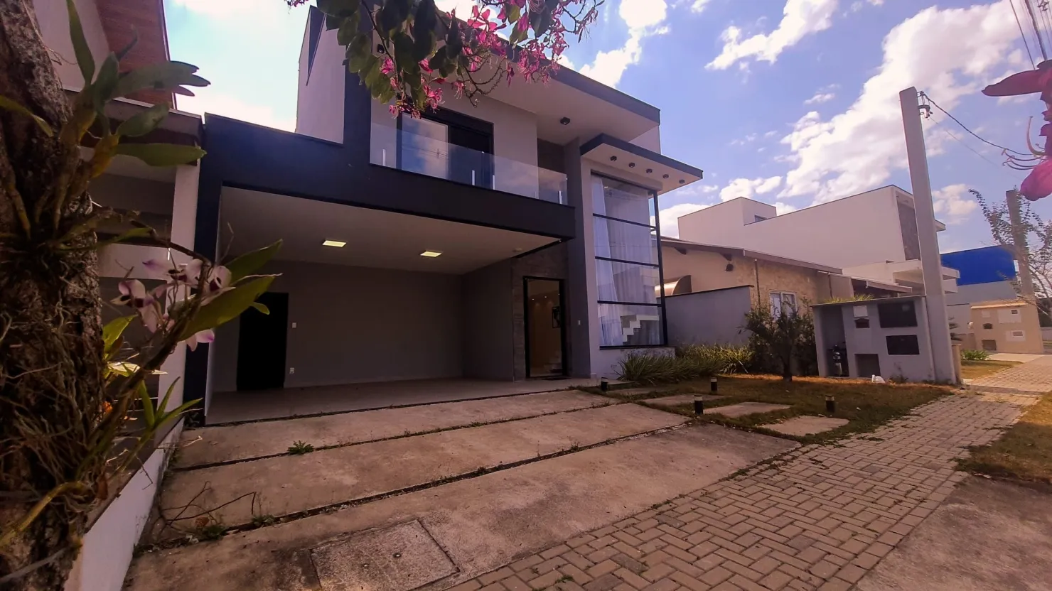 Imagem Casa à venda 3 Quartos, 2 Suites, 2 Vagas, 300M², Piracangaguá, Taubaté - SP | Condomínio Ouroville