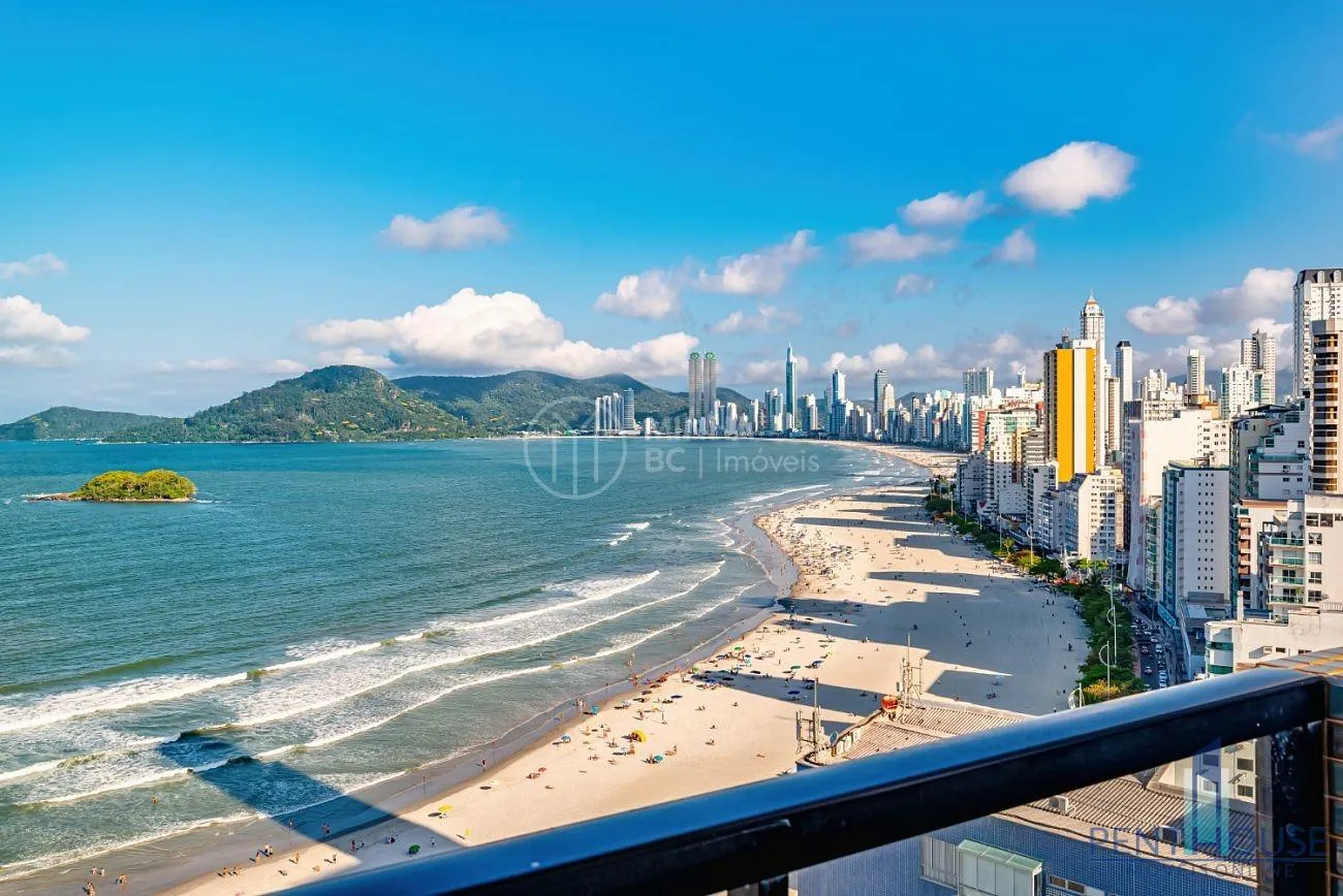 Imagem Apartamento Frente Mar para Venda em Balneário Camboriú, CENTRO, 3 dormitórios, 3 suítes, 4 banheiros, 1 vaga