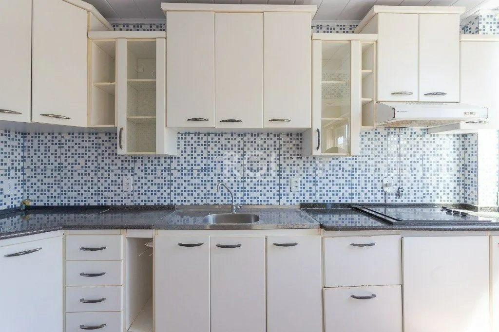 Imagem Cobertura para Venda - 118m², 3 dormitórios, 1 vaga - Nonoai