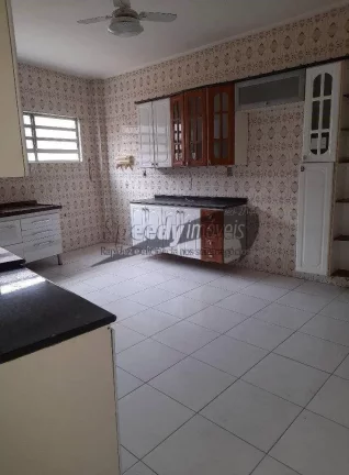 Imagem Casa para venda em São Vicente, 3 dormitórios.