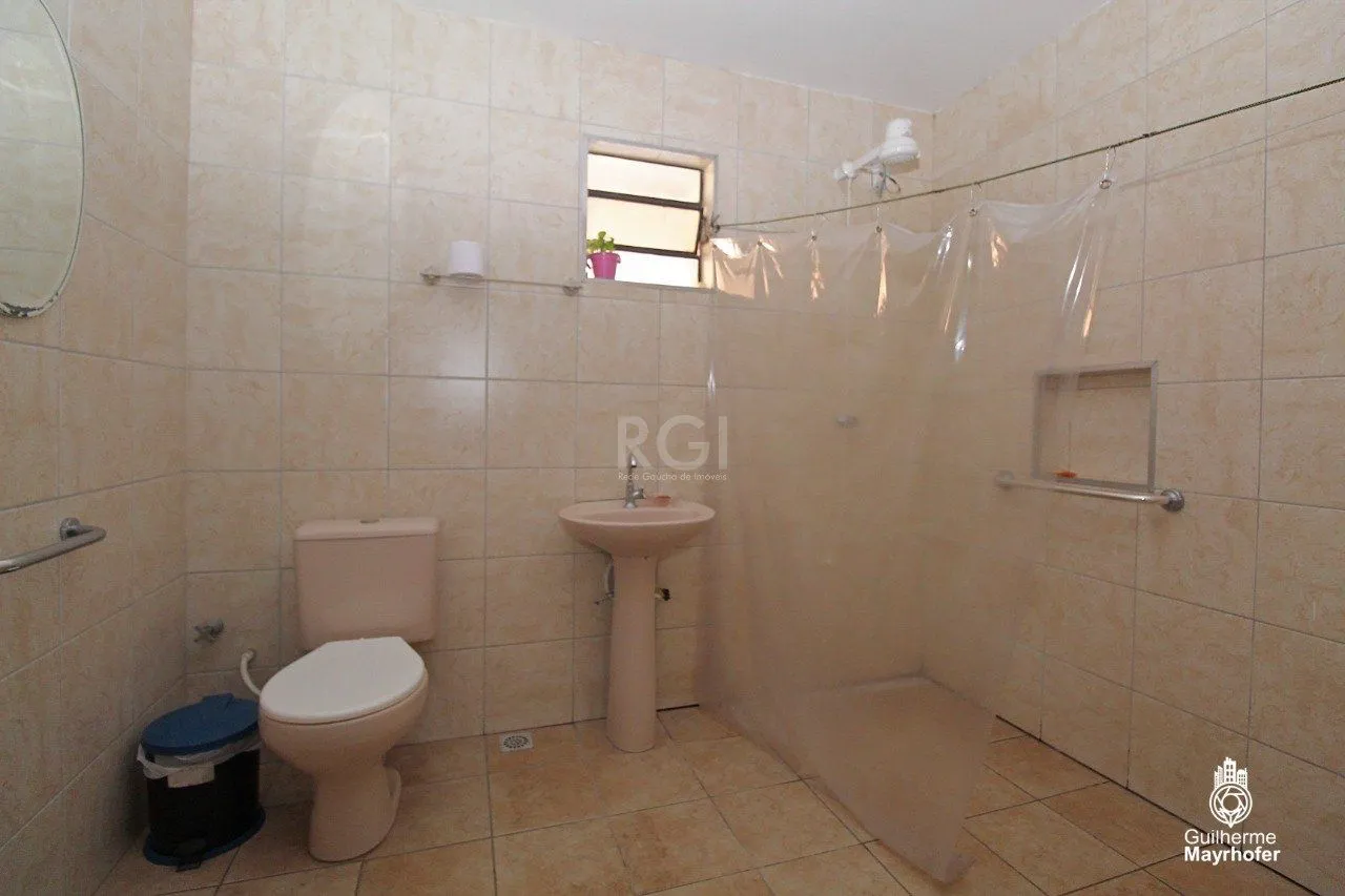 Imagem Casa para Venda - 526.64m², 4 dormitórios, sendo 2 suites, 4 vagas - Teresópolis