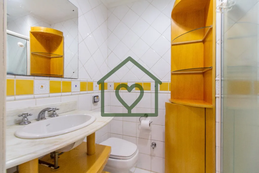 Imagem Ótima oportunidade de negócio! Apartamento de 1 dormitório com garagem no bairro Petrópolis! Des...
