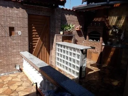 Imagem Casa à venda 3 Quartos, 1 Suite, 2 Vagas, 159.1M², Vila Rica, Pindamonhangaba - SP