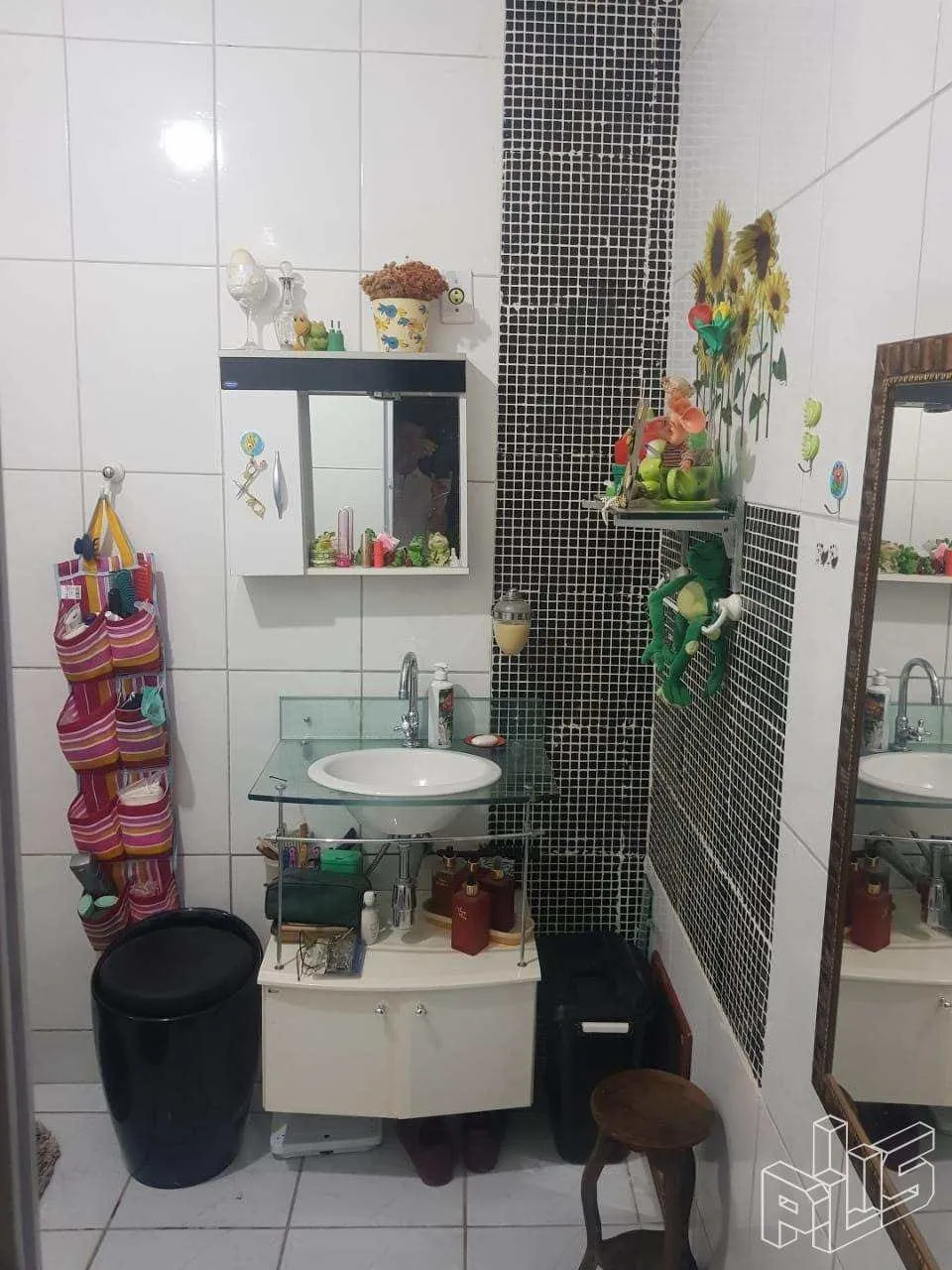 Imagem Casa térrea à venda em ótima localização na região do Wanel Ville na Zona Oeste!