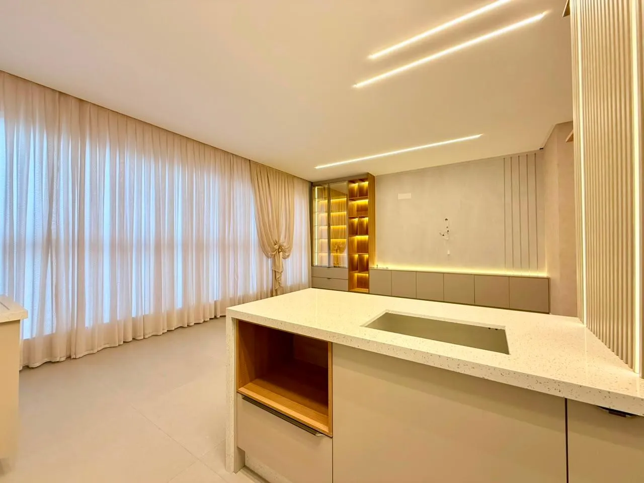 Imagem Apartamento à venda com 124.1m2 por R$ 2.450.000,00