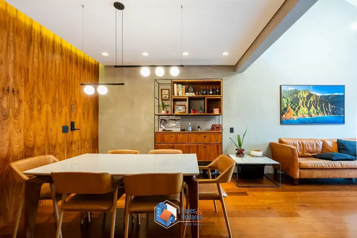 Imagem Cobertura para venda em Indianópolis com 3 quartos, sendo 1 suíte, 245m²