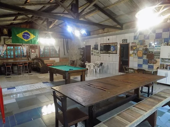 Imagem Imperdível! Casa Charmosa em Garopaba-SC com 3 Quartos, 2 Banheiros e Perto das Dunas!