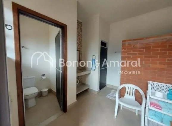 Imagem Casa com 4 Quartos e 3 banheiros à Venda, 481 m