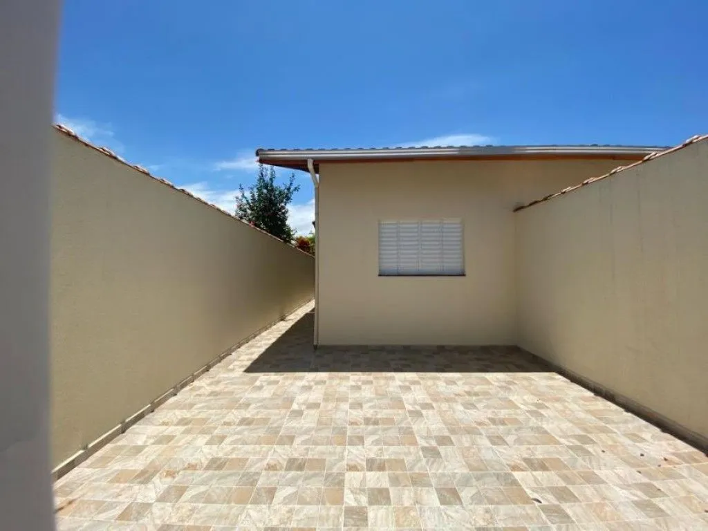 Imagem Casa à Venda em Vera Cruz, Mongaguá - SP