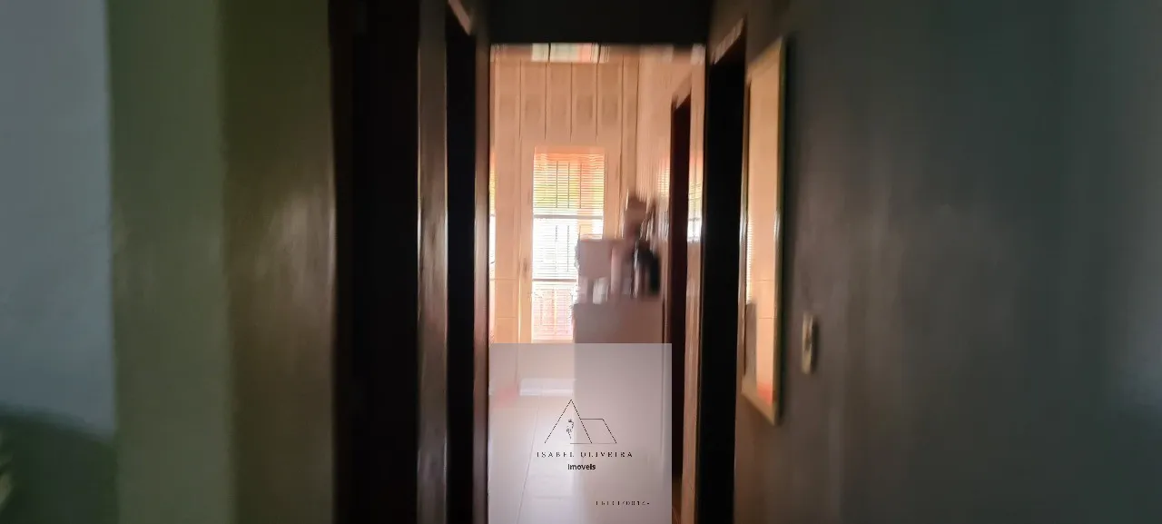 Imagem Chácara à venda em Cesário Lange-SP, bairro Chácara Três Dias - 3 quartos, 1 sala, 2 banheiros, 1 vaga de garagem, 250m².