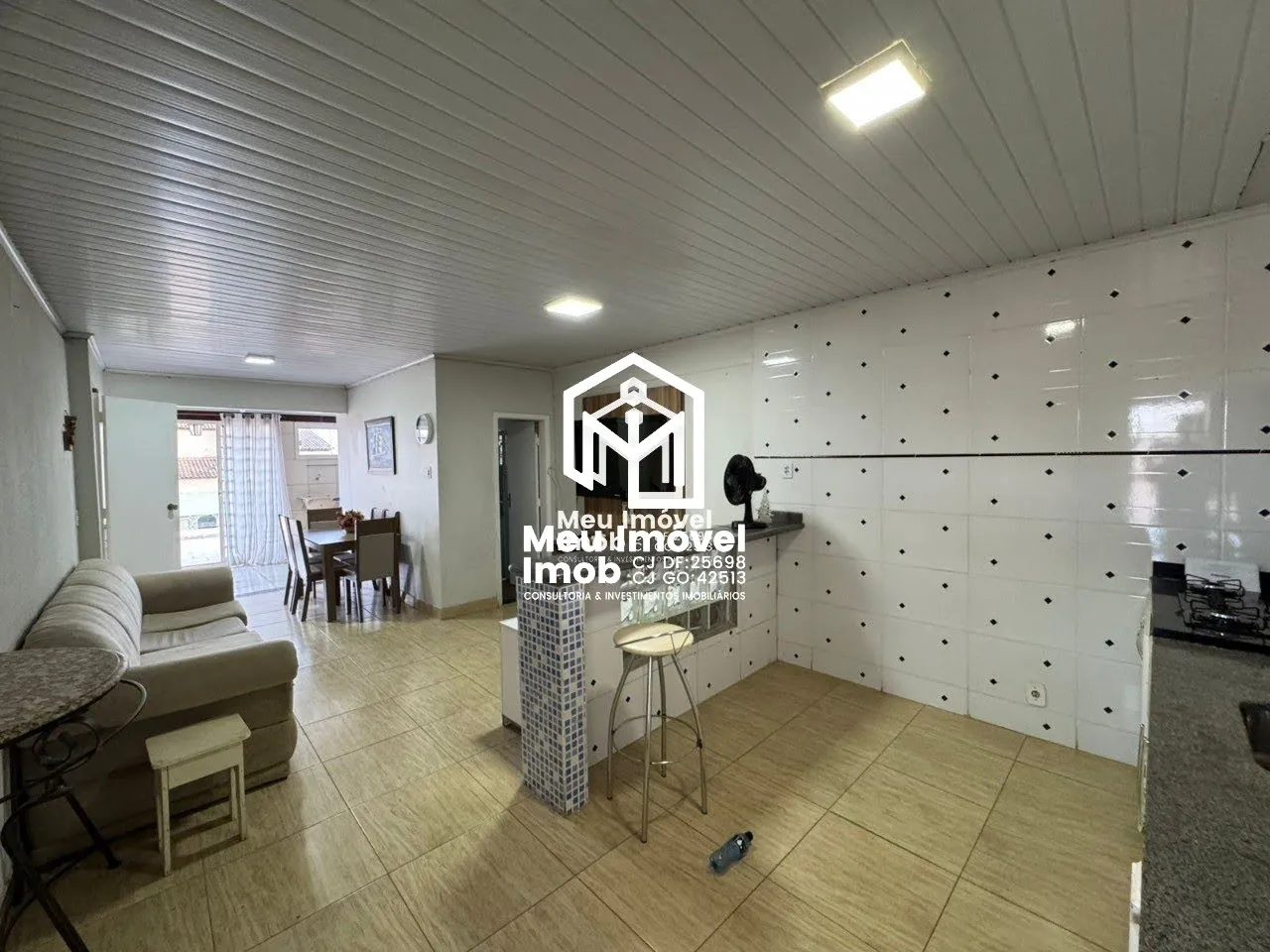 Imagem Casa 6 Quartos 1 Suíte 3 Vagas 128m² Guará II
