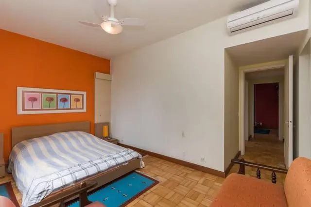 Imagem Apartamento 4 dorms à venda Rua Vinte e Quatro de Outubro, Moinhos de Vento - Porto Alegre