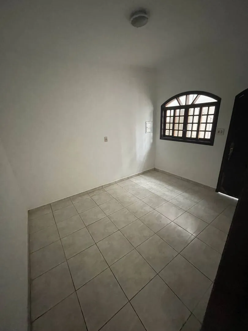 Imagem Casa Vila Fernandes - 308M², 4 Dorms, 1 Suíte, 5 Vagas, Armários.
