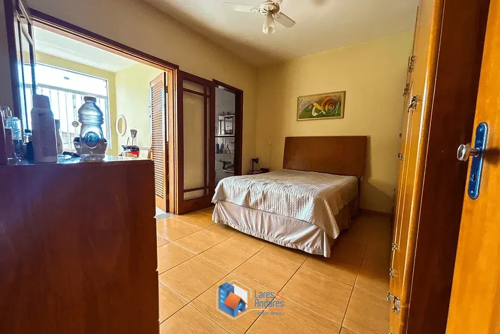 Imagem Casa à venda 3 Quartos 1 Suite 5 Vagas 358M² Campo Grande São Paulo - SP