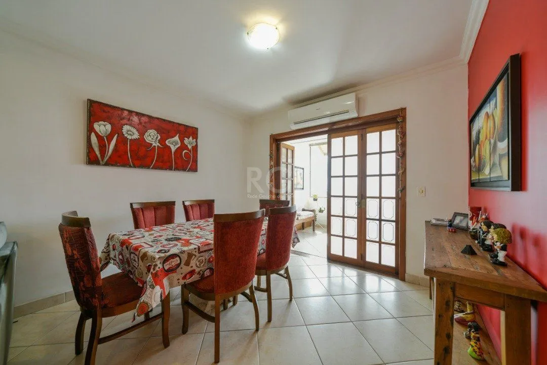Imagem Casa Condominio para Venda - 240m², 3 dormitórios, sendo 1 suites, 3 vagas - Tristeza