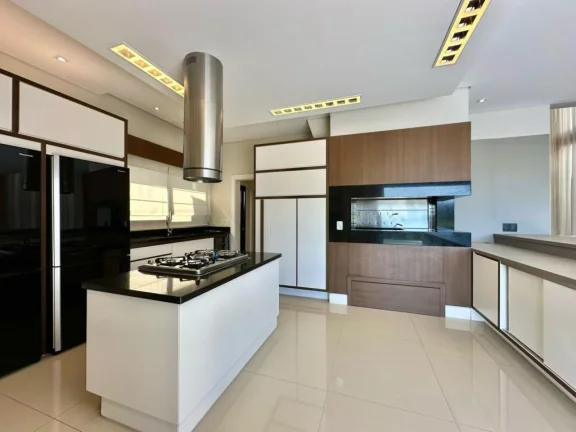 Imagem Casa em Condominio 5 Dormitórios - Bairro xangri-la