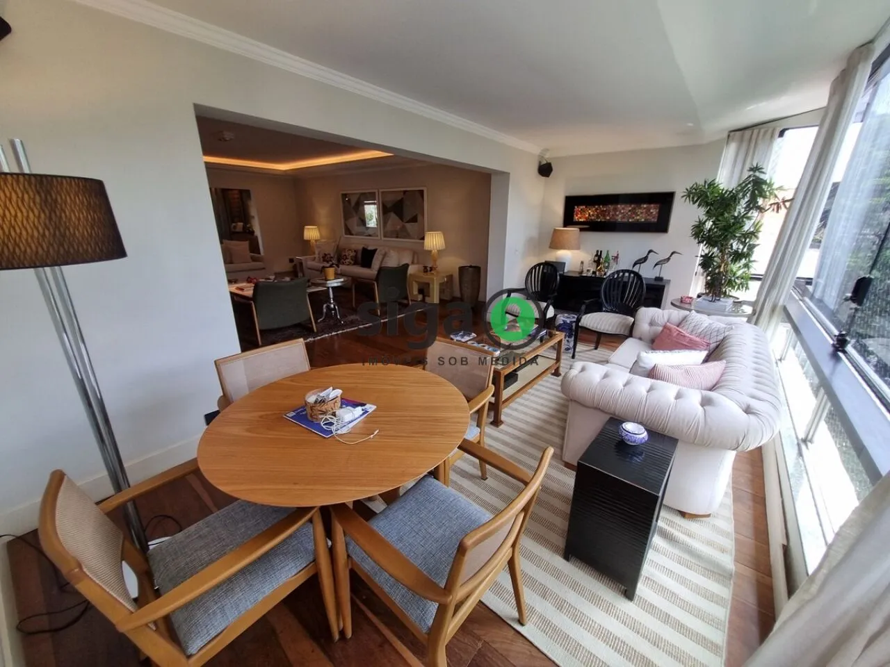 Imagem Apartamento a Venda Moema Pássaros com 4 quartos