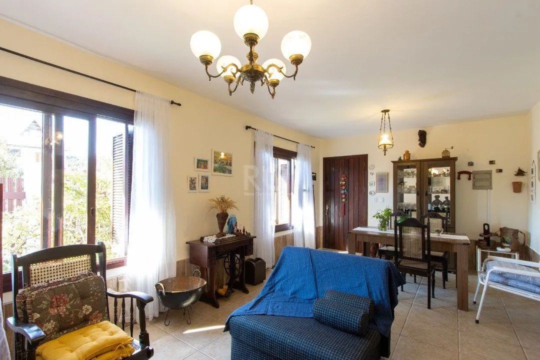 Imagem Casa para Venda - 111m², 3 dormitórios, sendo 1 suites, 1 vaga - Espirito Santo
