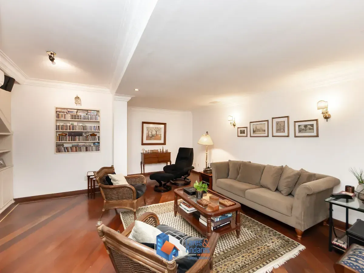 Imagem Casa para venda em Jardim Paulistano com 4 quartos, sendo 2 suítes, 400m²