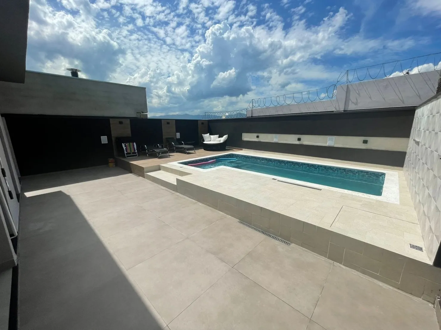 Imagem Casa à venda 3 Quartos, 1 Suite, 2 Vagas, 300M², Guedes, Tremembé - SP | Morada do Visconde