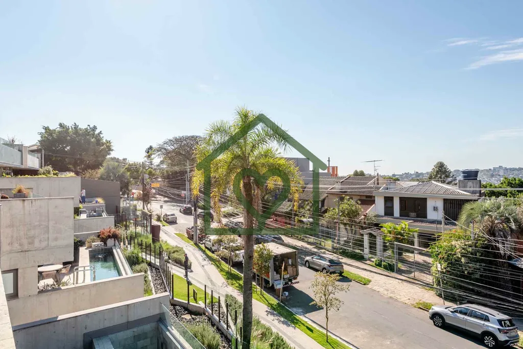 Imagem Viva com sofisticação em um dos bairros mais nobres de Porto Alegre. Este apartamento garden de 20...