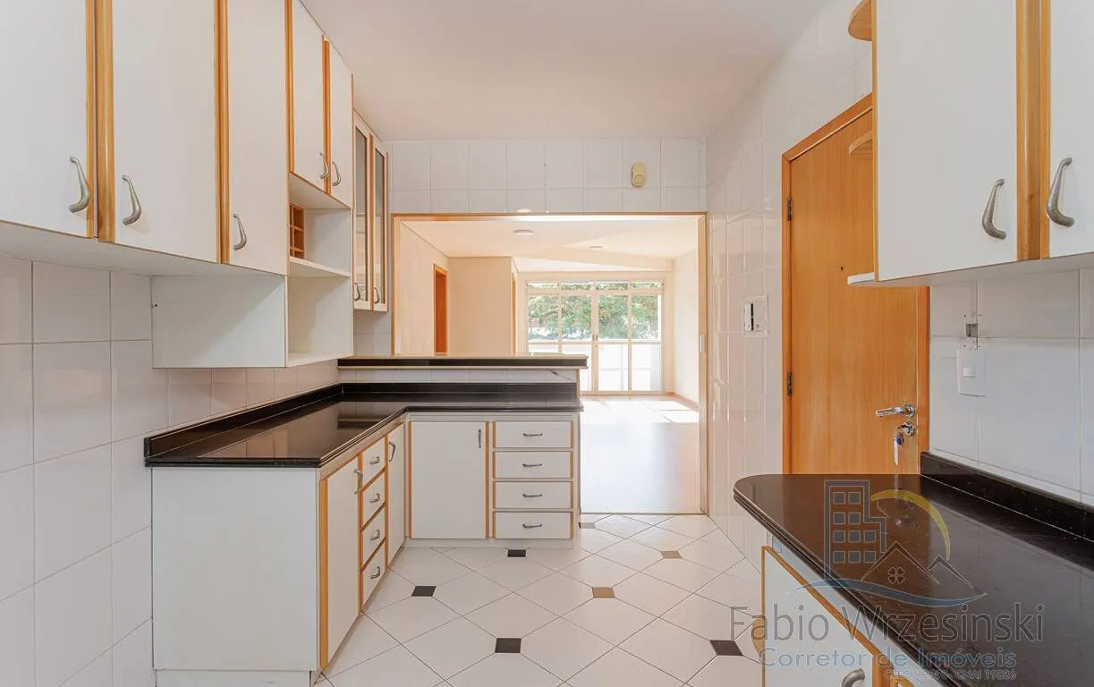 Imagem APARTAMENTO AMPLO À VENDA | ANITA GARIBALDI | JOINVILLE/SC