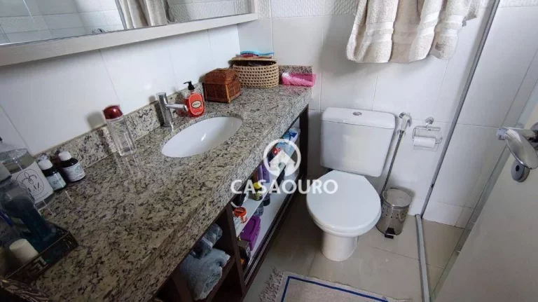 Imagem Casa com 5 Quartos à venda, 226 m² por R$ 1.500.000 - Cabeceira - Nova Lima/MG