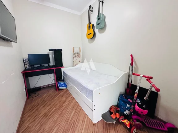 Imagem Apartamento à venda com sacada reformado!