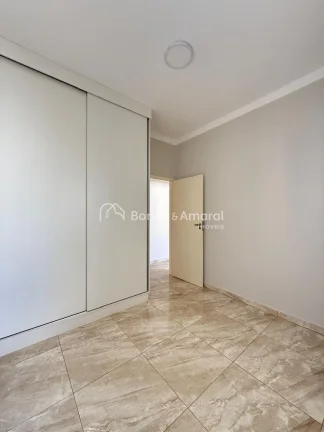 Imagem Casa TÃ©rrea pra Venda 03 quartos no CondomÃ­nio Terras da EstÃ¢ncia, no bairro Monte Alegre - PaulÃ...