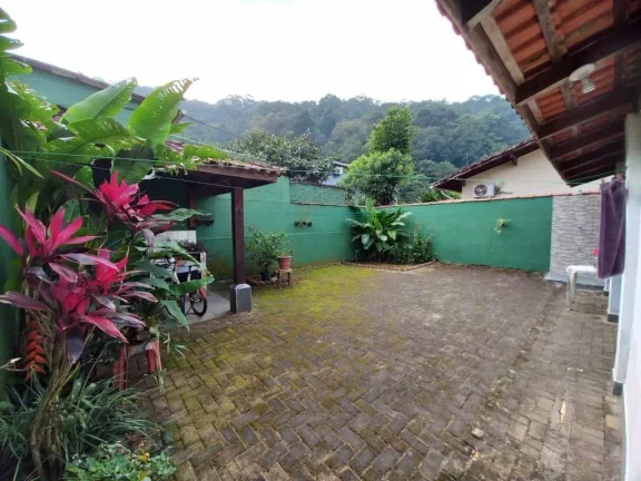 Imagem Sobrado com 3 dormitórios à venda, 148 m² por R$ 900.000,00 - Canto do Forte - Praia Grande/SP