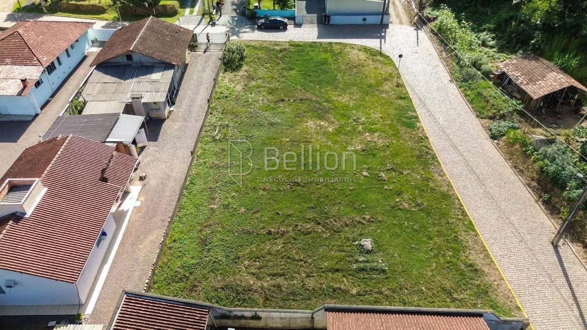 Imagem Excelente oportunidade para construir e investir em Rodeio!