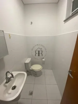 Imagem Sala comercial, reformada, com 30m², ar condicionado, interfone, piso frio, copa e banheiro indepen...
