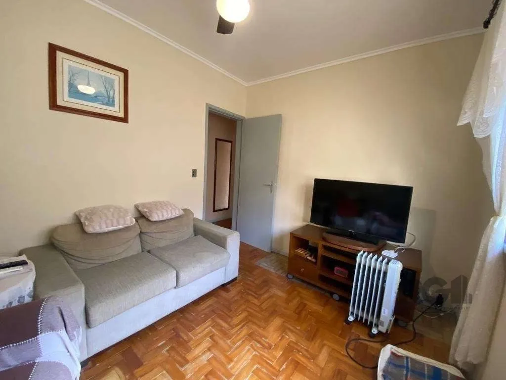 Imagem Casa de 2 dormitórios, bairro Vila Ipiranga