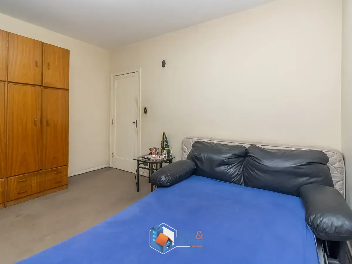 Imagem Sobrado para venda em Vila Paiva com 4 quartos, sendo 3 suítes, 210m²