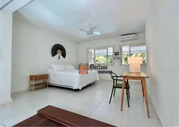 Imagem Sobrado com 5 suítes à venda, 264 m² por R$ 2.400.000 - Toque Toque Pequeno - São Sebastião/SP