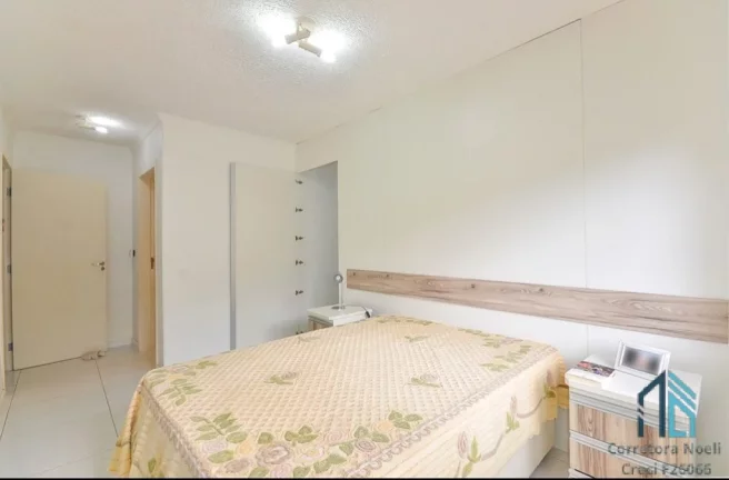 Imagem Casa a venda, 04 quartos c/suíte, 06 vagas, no São Lourenço em Curitiba PR