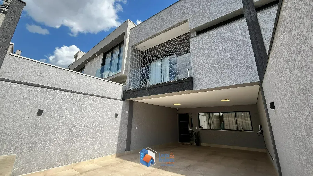 Imagem Sobrado para venda em Vila Pirituba com 4 quartos, sendo 2 suítes, 190m²