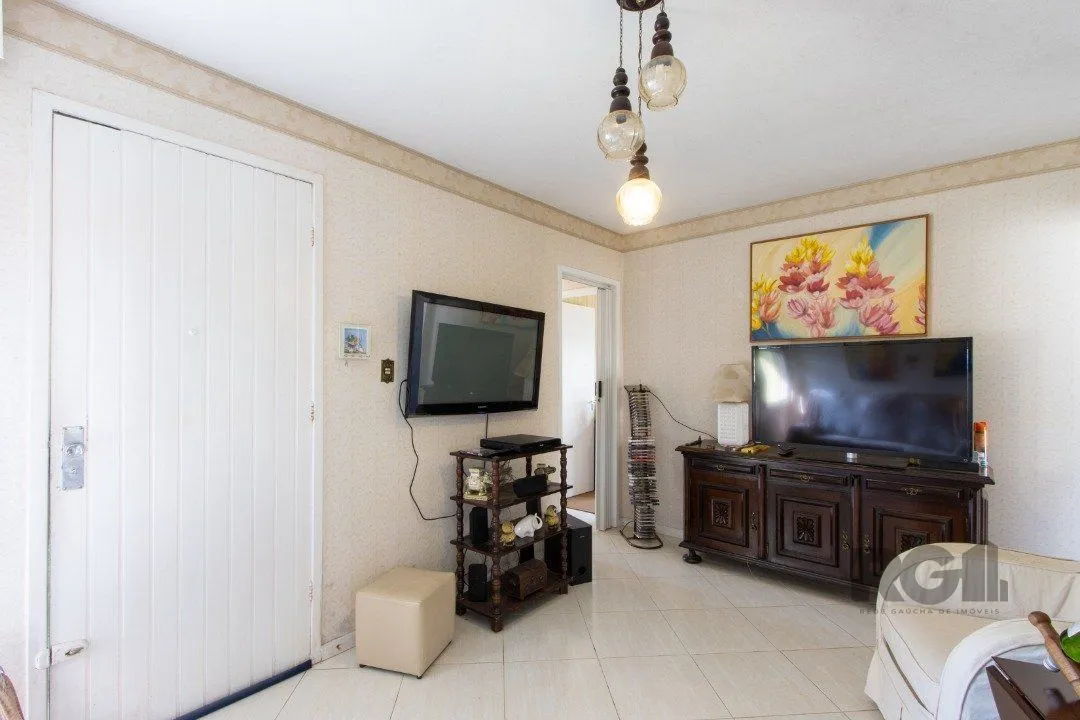 Imagem Casa em condomínio aberto, 3 quartos, edicula com 1 quarto - Bairro Santa Tereza