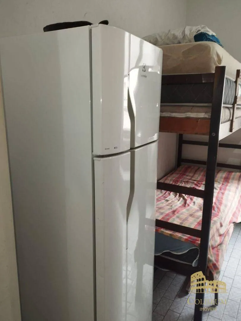 Imagem Kitnet com 1 dormitório à venda, 22 m² por R$ 158.000,00 - Vila Assunção - Praia Grande/SP